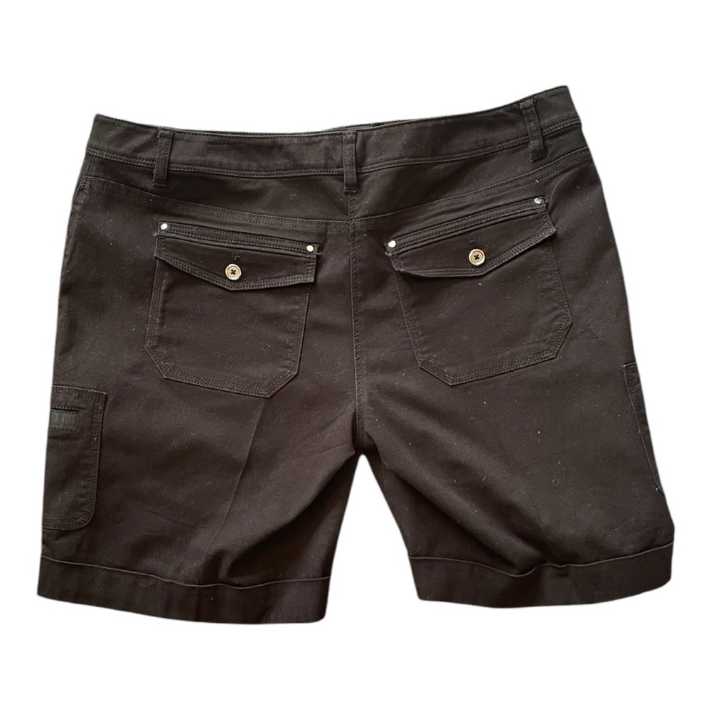 #071, White House Black Market, denim shorts, size 12 - Picture 2 of 3